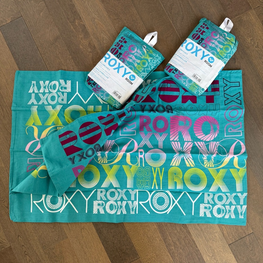 Quiksilver Roxy Set of 2 Pillowcases